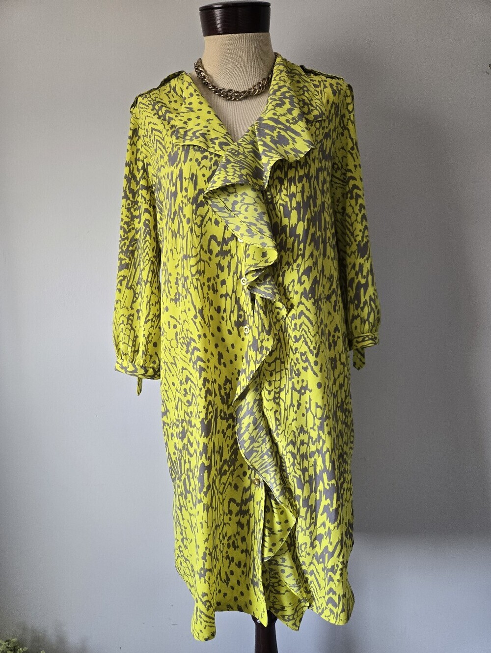 Yoana Baraschi Yellow and Gray Printed Ruffle Front Blouse Dress. Size Small
